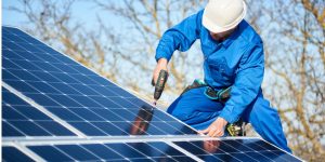 Installation Maintenance Panneaux Solaires Photovoltaïques à Montmarlon